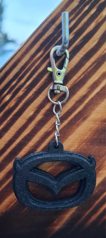 Atslēgu piekariņš "Mazda"