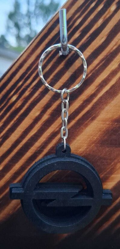 Atslēgu piekariņš "Opel" 