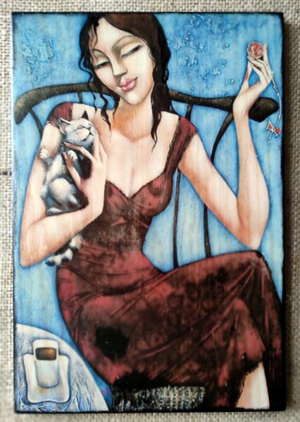 Koka panno "Sieviete ar kaķi" (roku darbs)